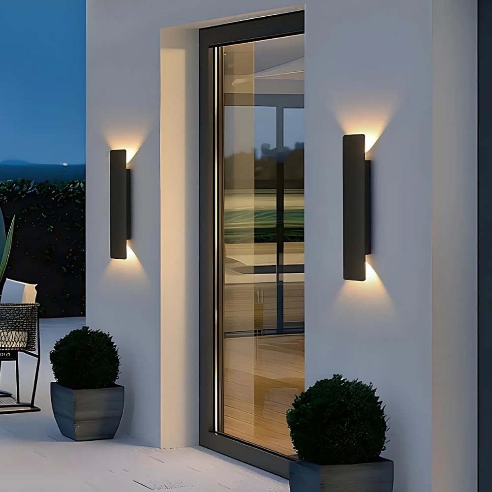 Architectural Up & Down LED Wall Light – IP65 Aluminum Exterior Sconce