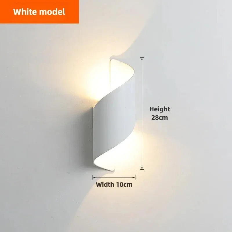 TwistBeam LED Wall Light – Modern IP65 Spiral Outdoor Sconce