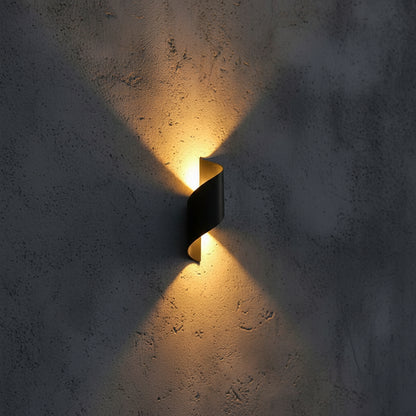 TwistBeam LED Wall Light – Modern IP65 Spiral Outdoor Sconce