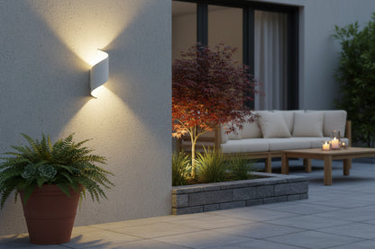 TwistBeam LED Wall Light – Modern IP65 Spiral Outdoor Sconce