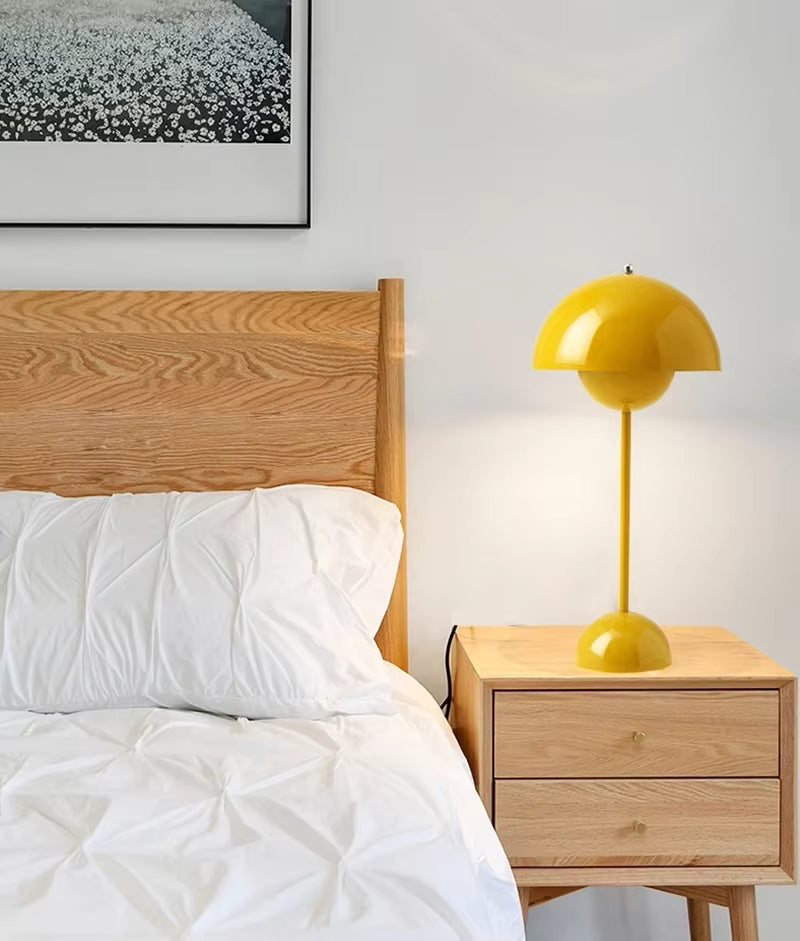Nordic Macaron Flower Bud Table Lamp – Modern Minimalist Bedside Light