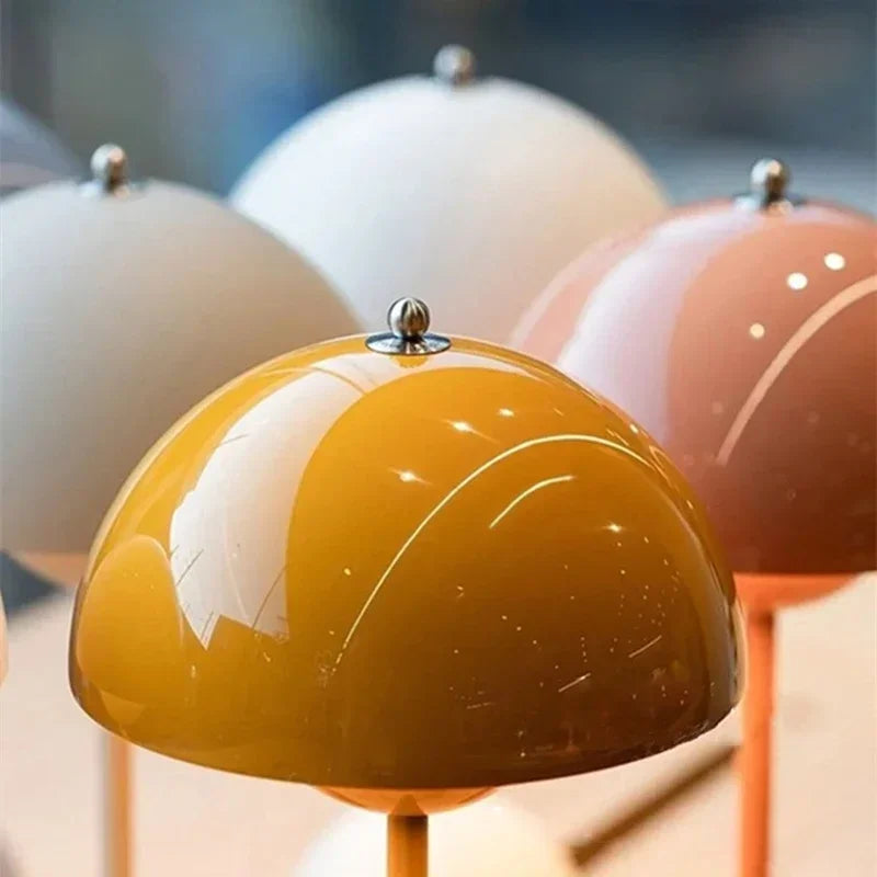 Nordic Macaron Flower Bud Table Lamp – Modern Minimalist Bedside Light